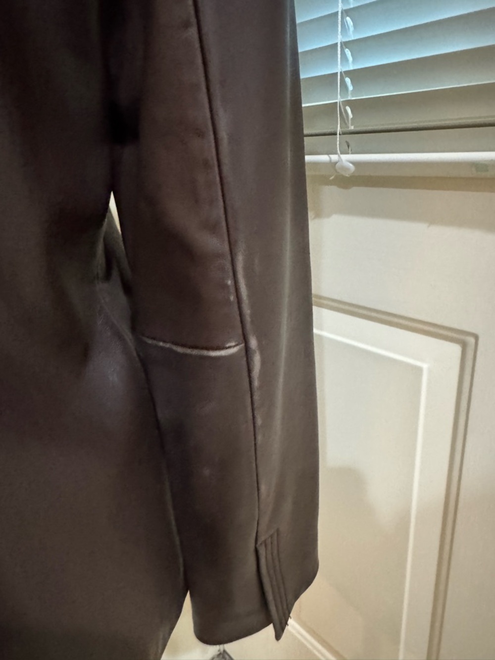 Women's Dark Brown Leather Zip-Front Jacket - Picture 4 of 15